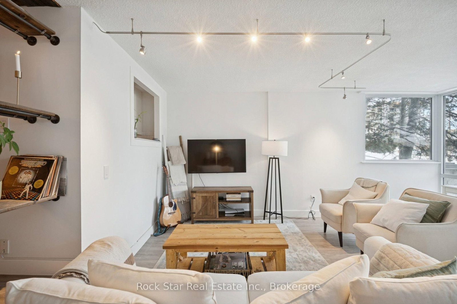 20 Speers Road, Unit 103 - Photo 14