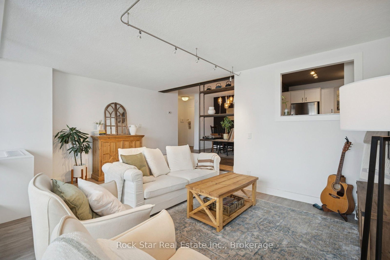 20 Speers Road, Unit 103 - Photo 15