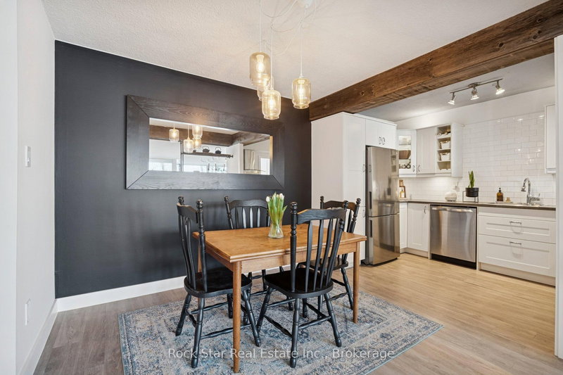 103 - 20 Speers Rd, Oakville, L6K 3R5 | Image 2