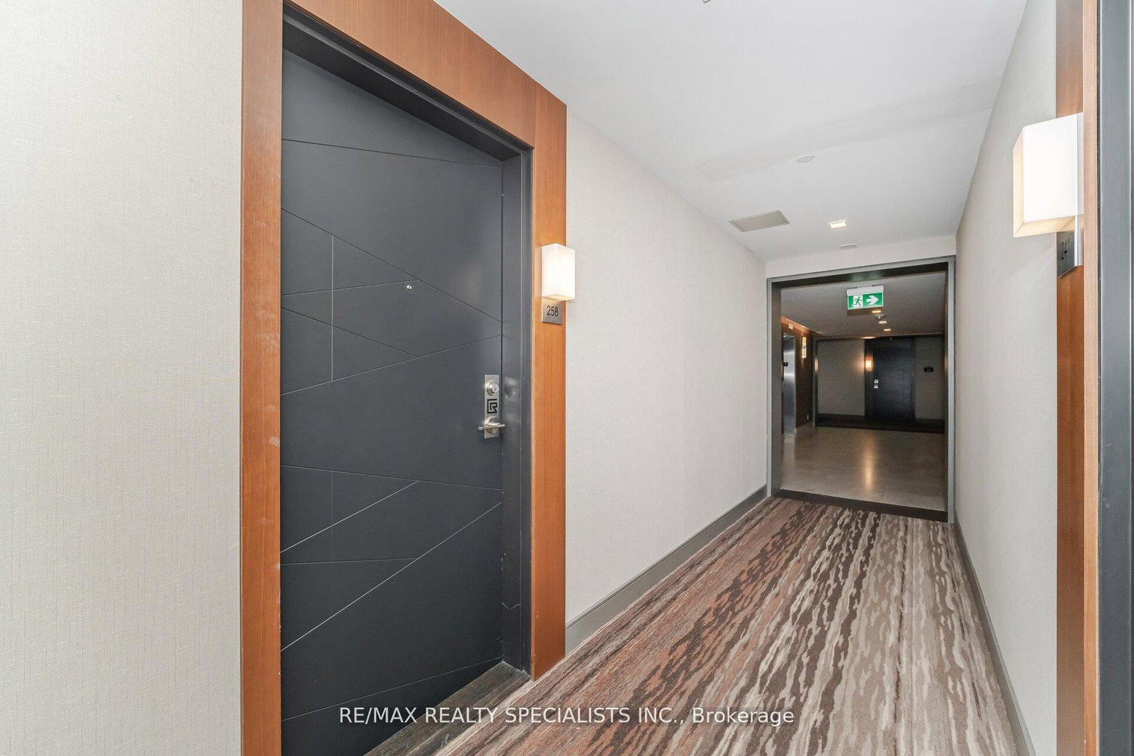 1575 Lakeshore Road W, Unit 258 - Photo 3