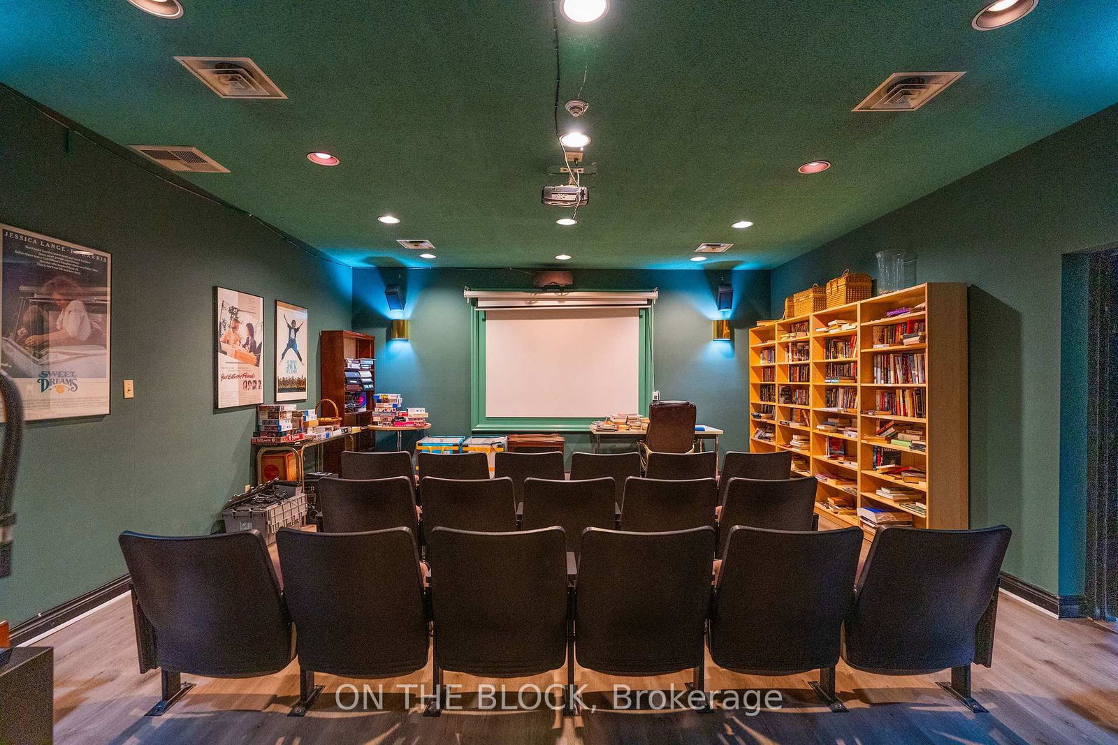 880 Dundas Street W • #203 • Mississauga, ON photo 21