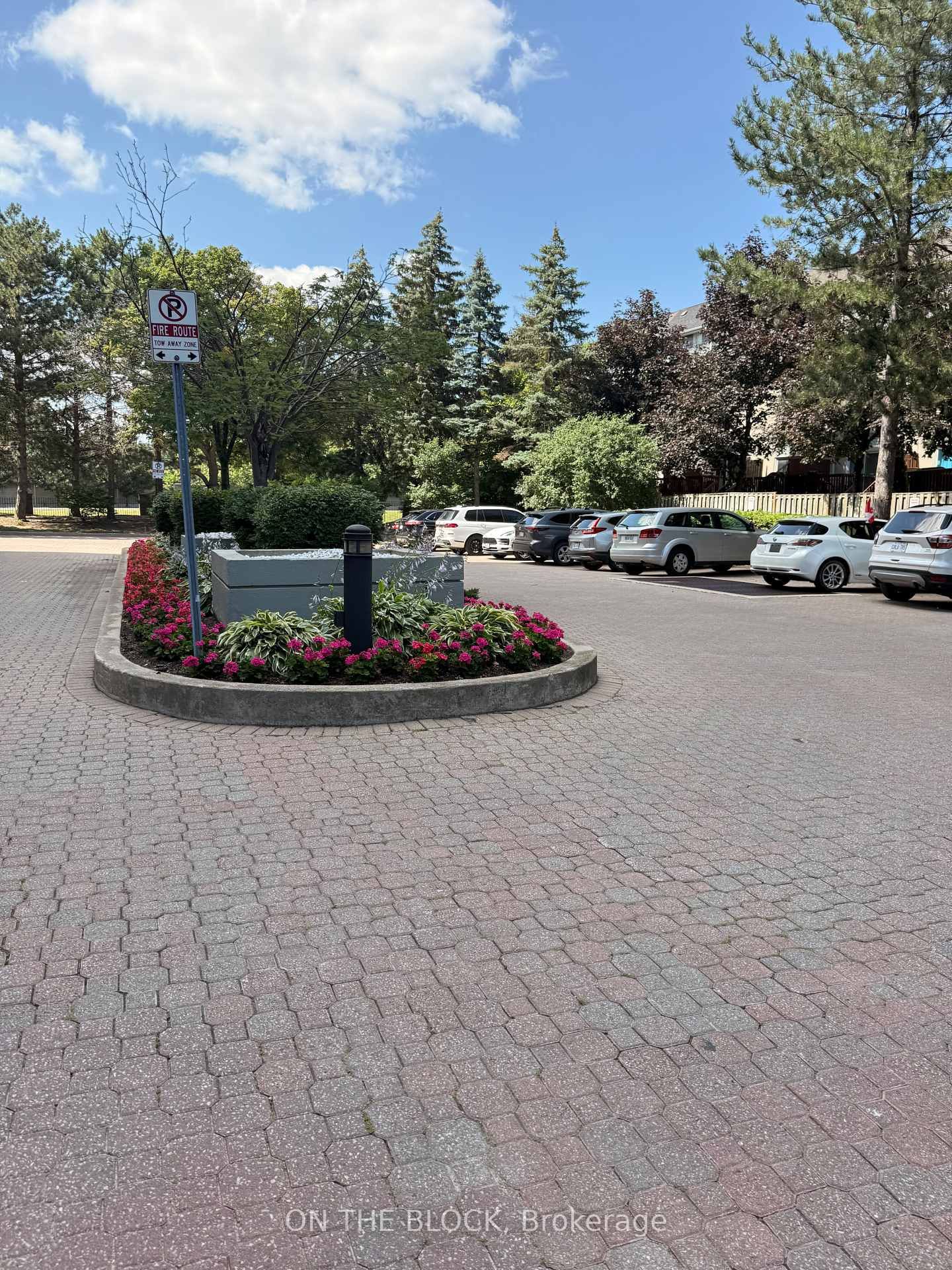 880 Dundas Street W • #203 • Mississauga, ON photo 33