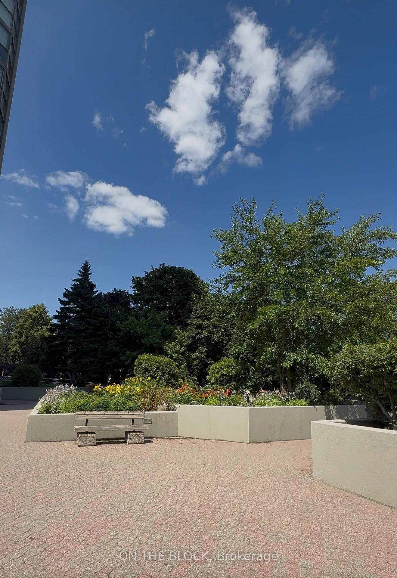 880 Dundas Street W • #203 • Mississauga, ON photo 35