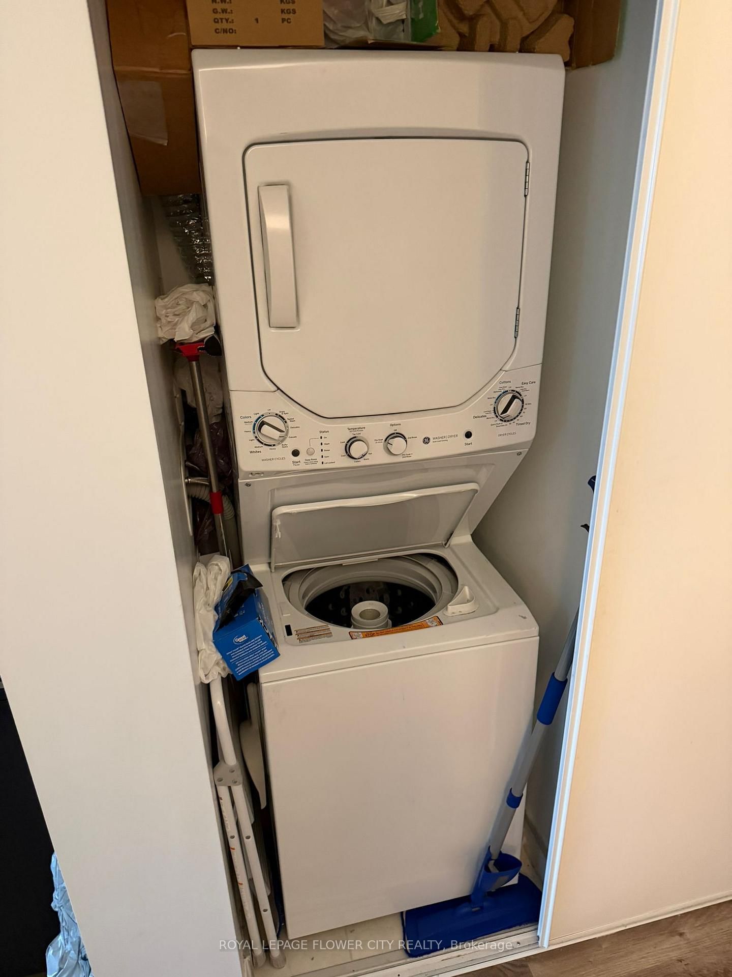 86 Dundas Street E, Unit 601 - Photo 11