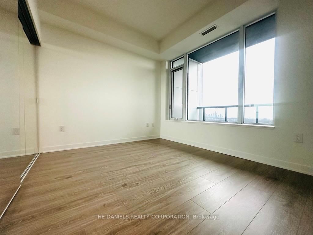 2495 Eglinton Avenue W, Unit 2201 - Photo 10