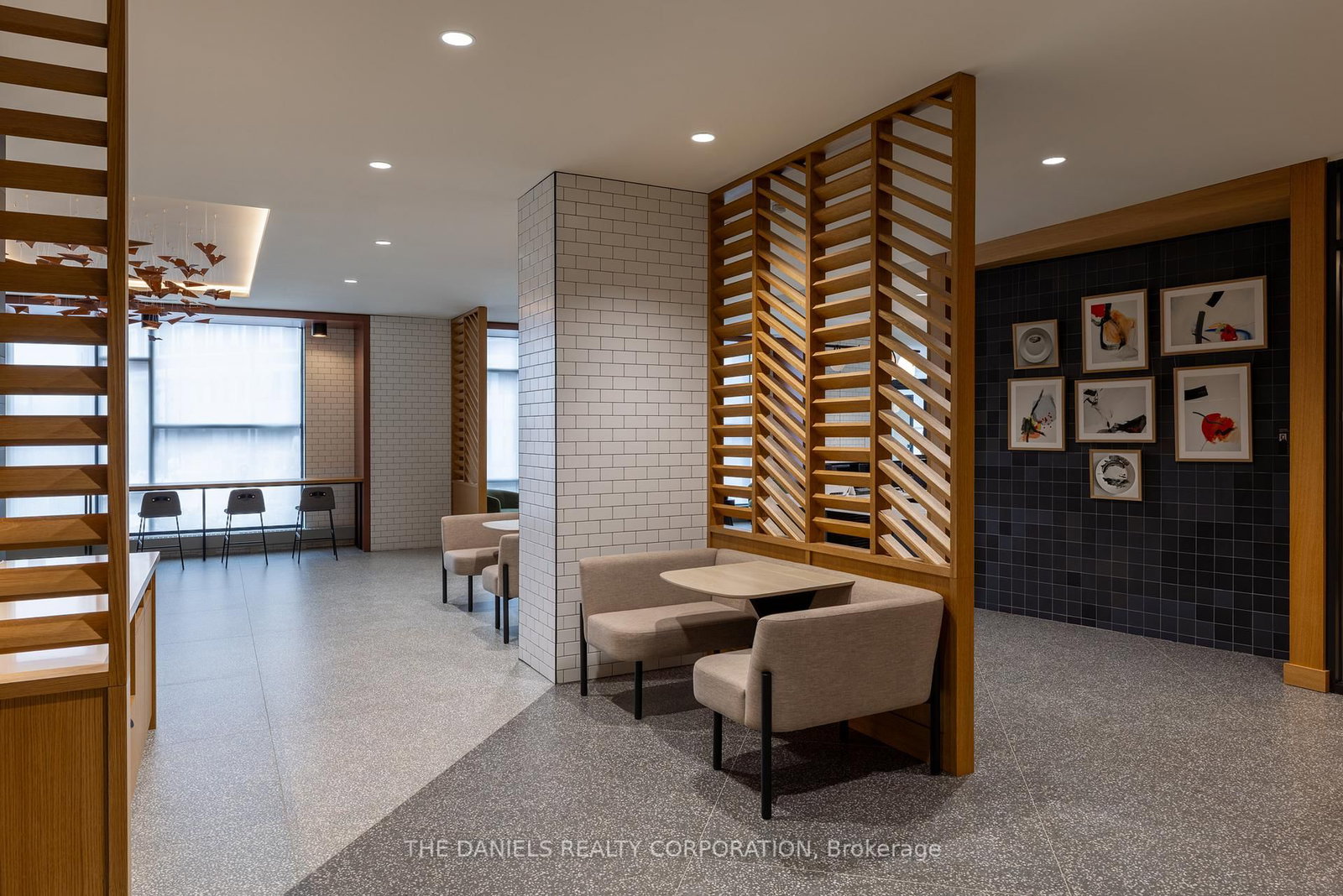 2495 Eglinton Avenue W, Unit 2201 - Photo 4