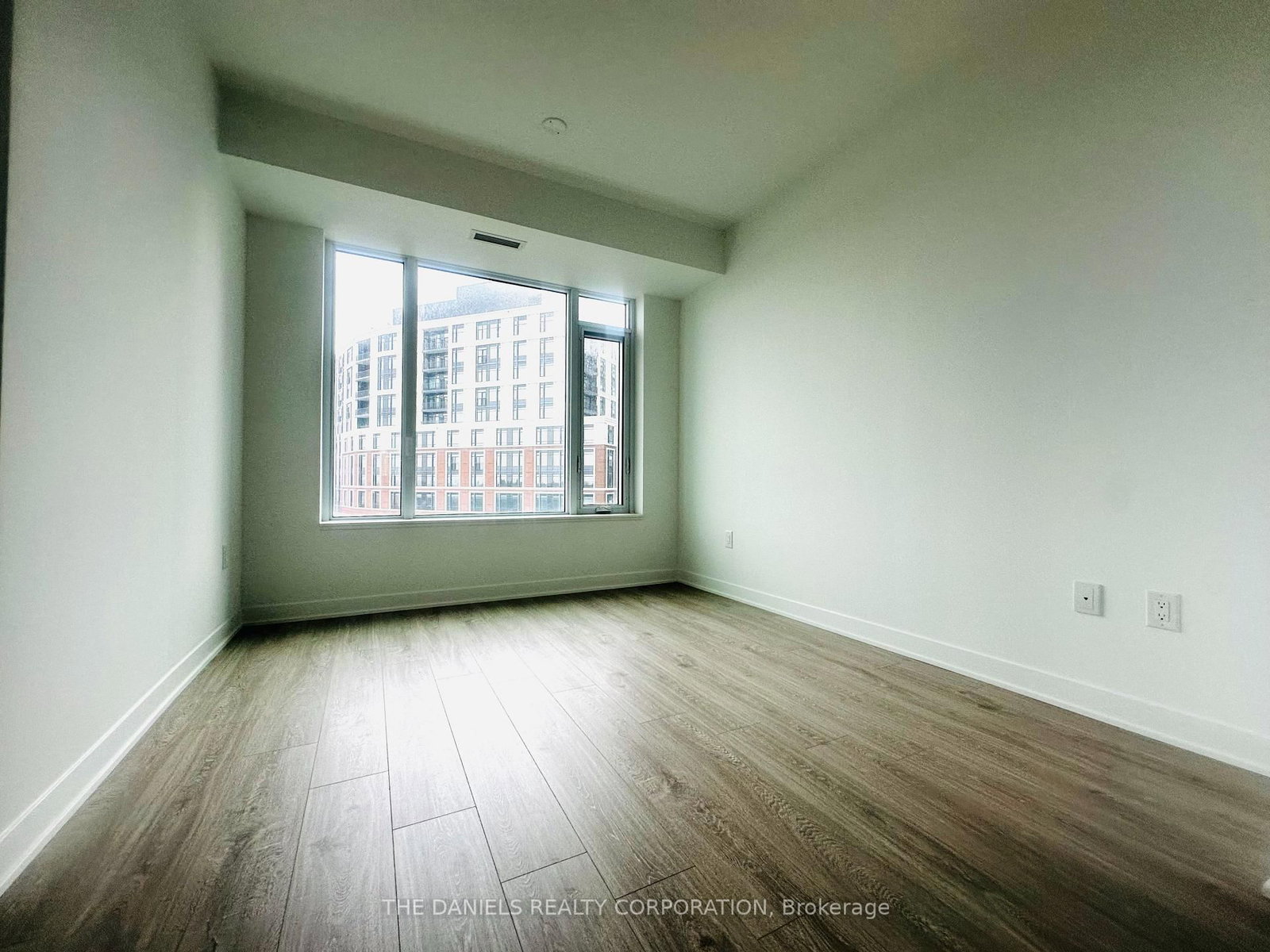 2495 Eglinton Avenue W, Unit 415 - Photo 5