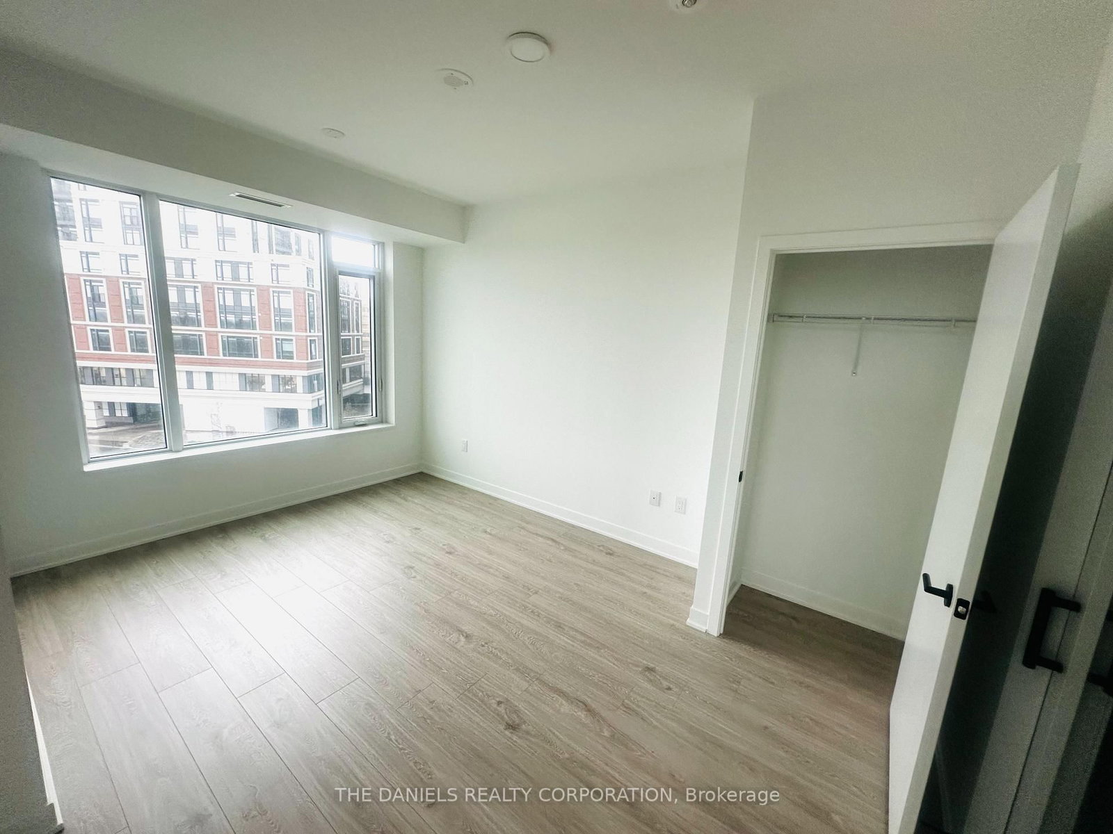 2495 Eglinton Avenue W, Unit 415 - Photo 7