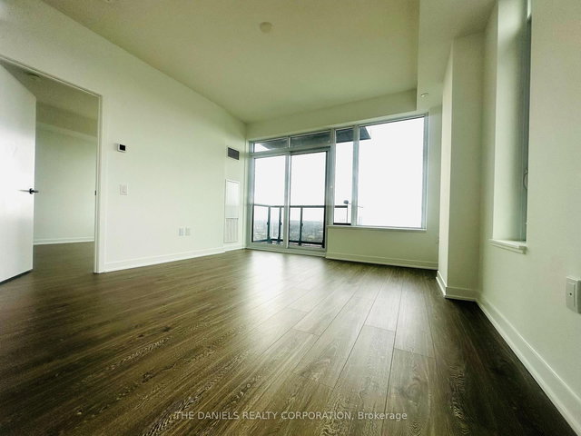 2603 - 2495 Eglinton Avenue W