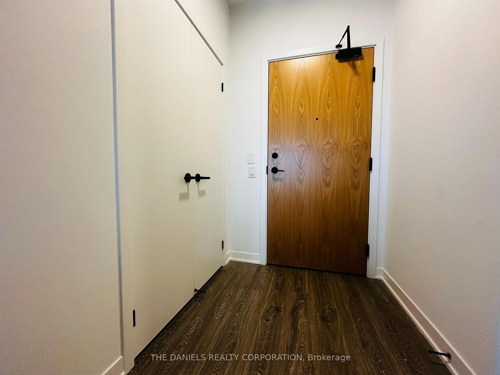 2495 Eglinton Avenue W, Unit 707 - Photo 2