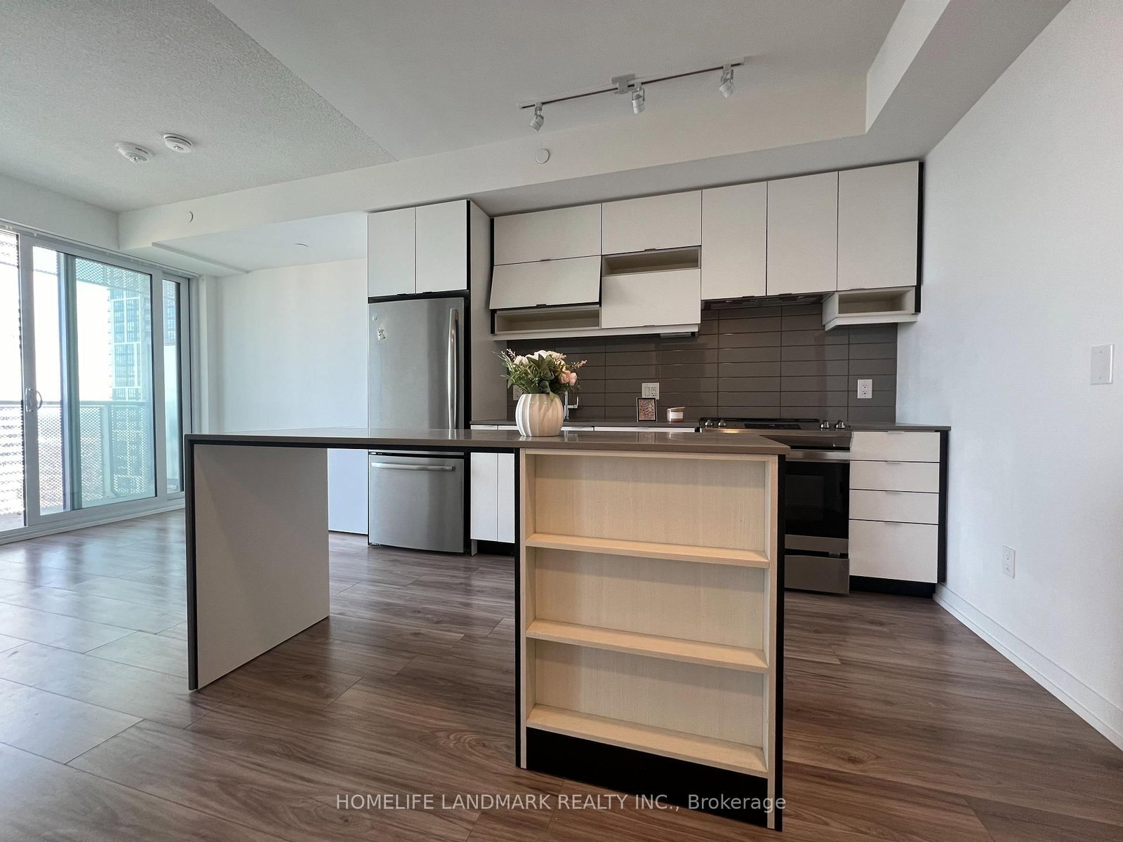 4065 Confederation Parkway, Unit 3209