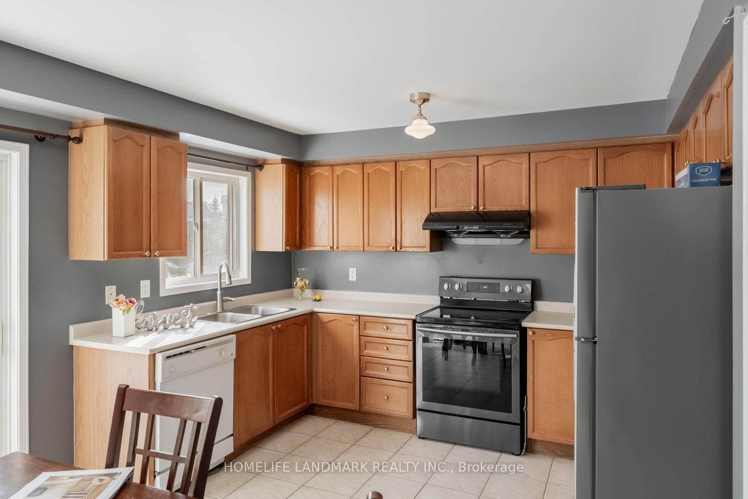 4950 Albina Way, Unit 28 - Photo 12