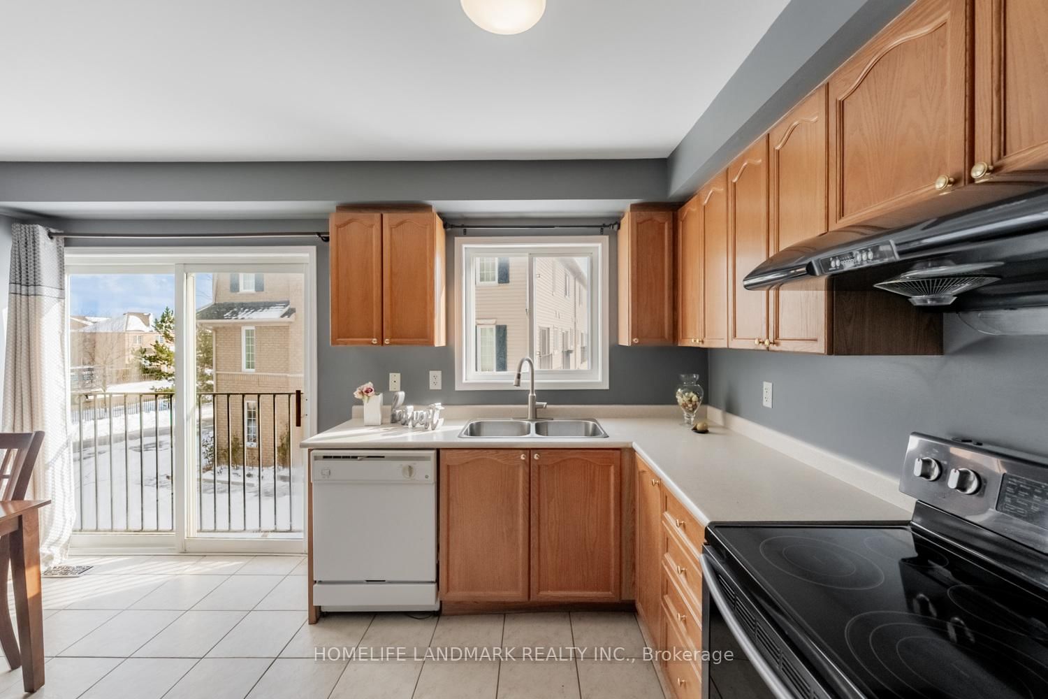 4950 Albina Way, Unit 28 - Photo 13