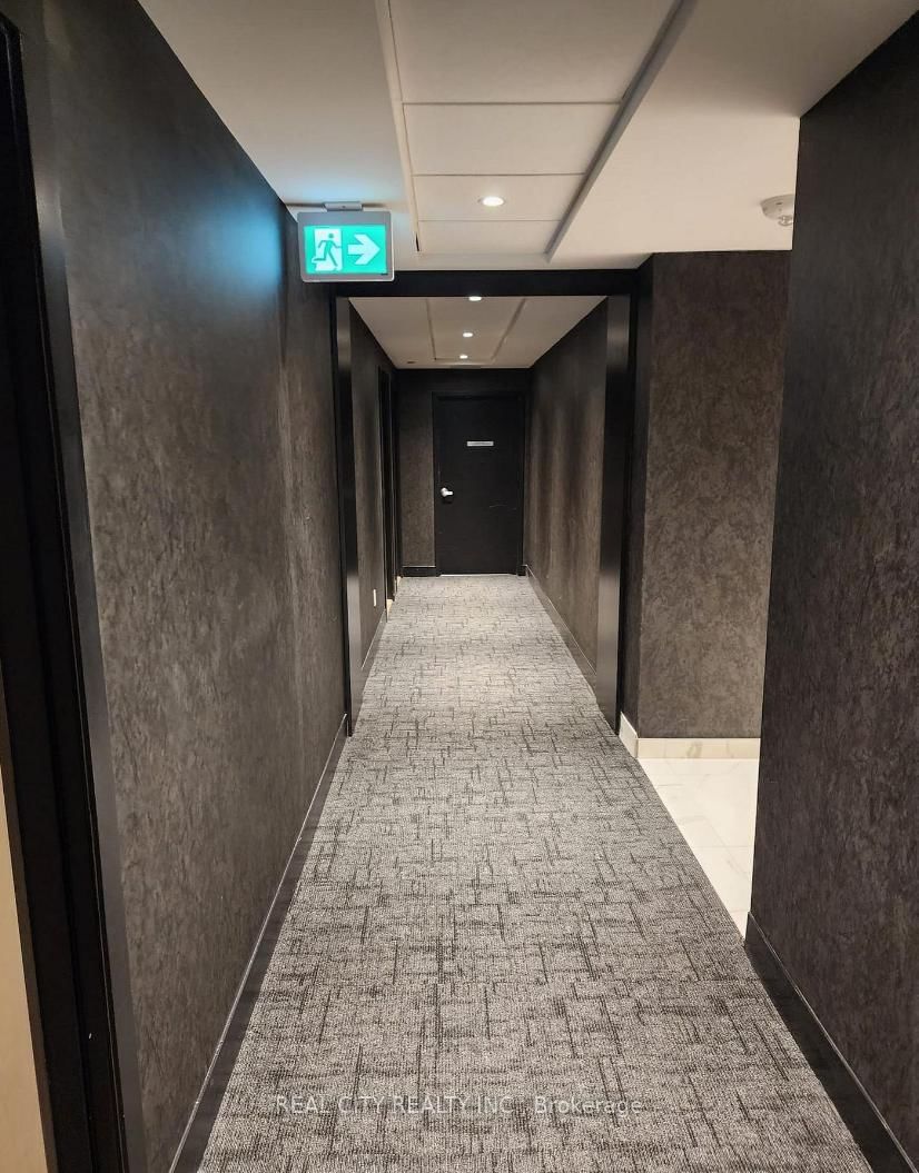 2300 St Clair Avenue W, Unit 107 - Photo 14