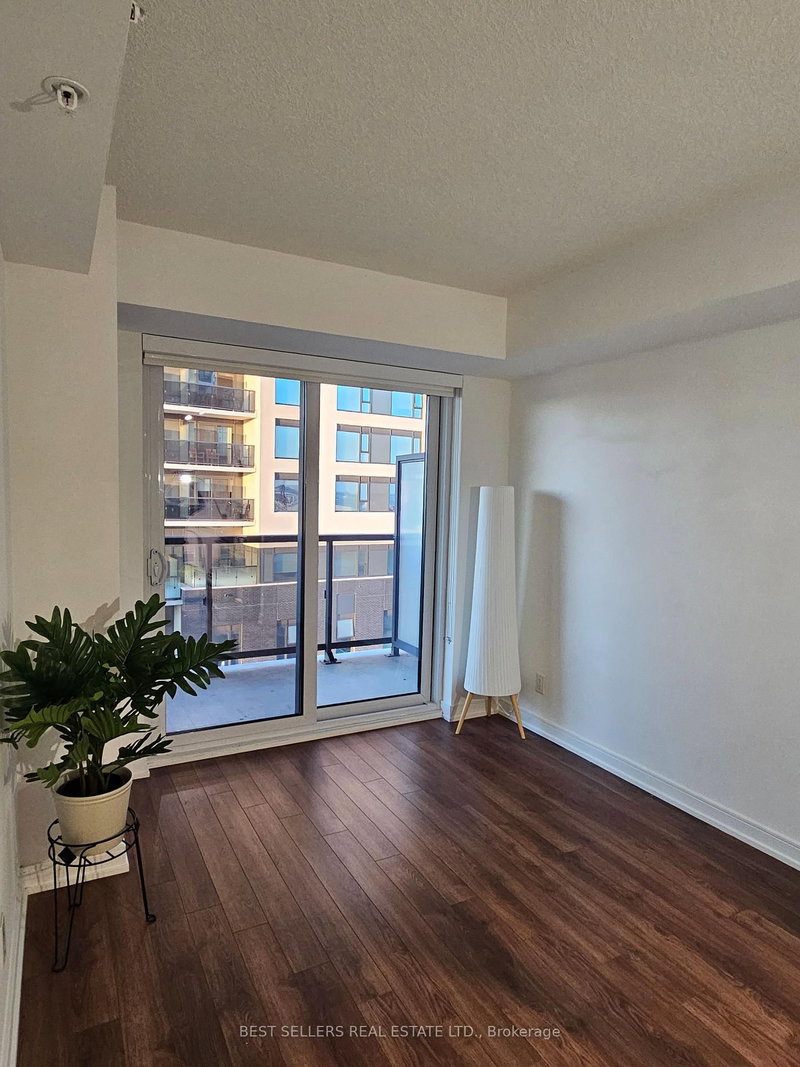 605 - 30 Samuel Wood Way, Toronto, M9B 1B1 | Image 2