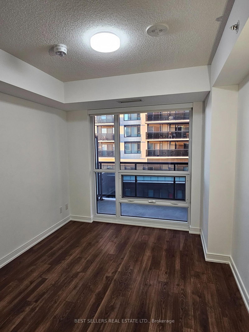 605 - 30 Samuel Wood Way, Toronto, M9B 1B1 | Image 3