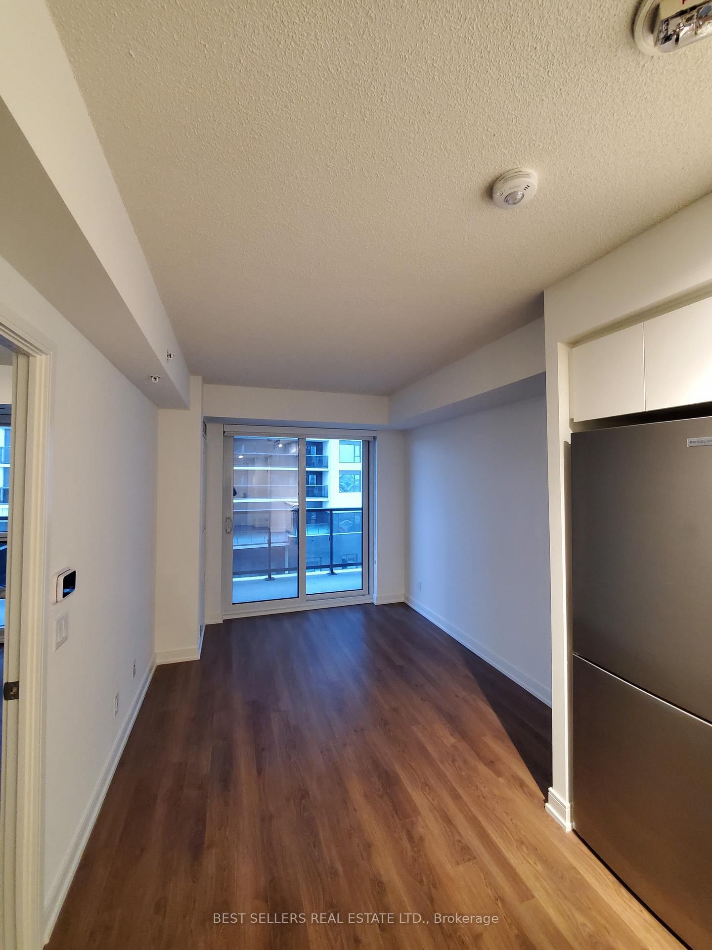 30 Samuel Wood Way, Unit 605 - Photo 8