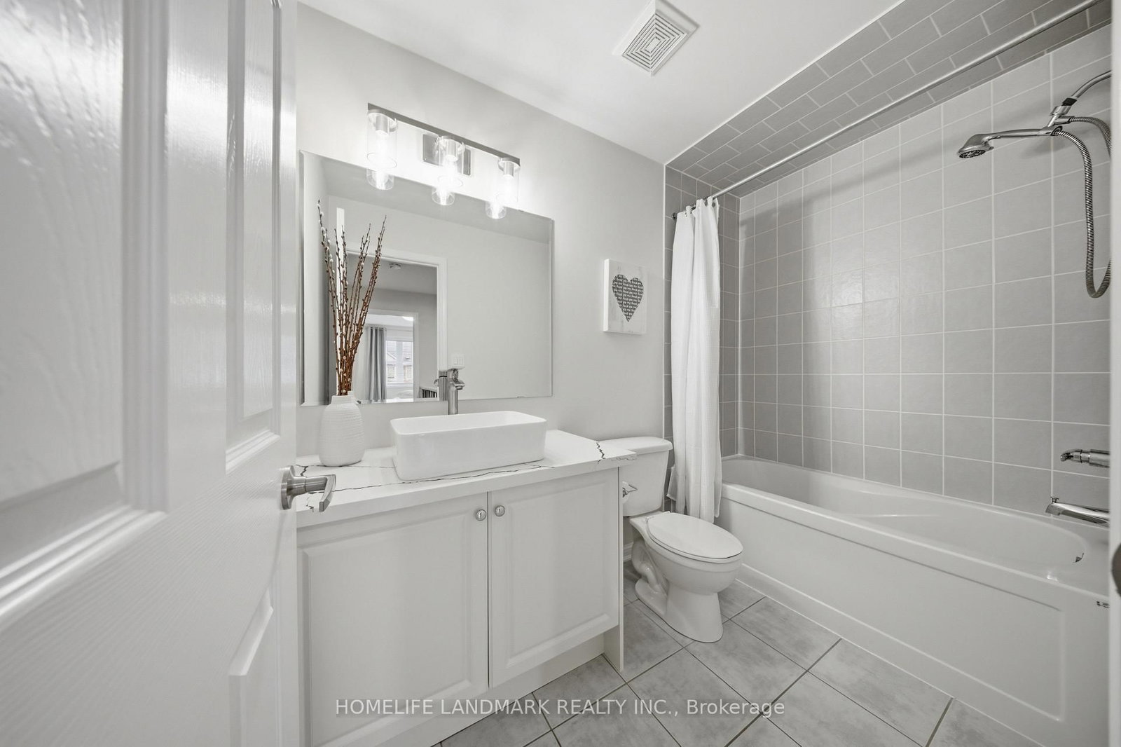 Townhouse for sale at 268 Wetenhall Landing, Milton, Ontario, L9T 7B7 - Harrison - MLS: W13004790