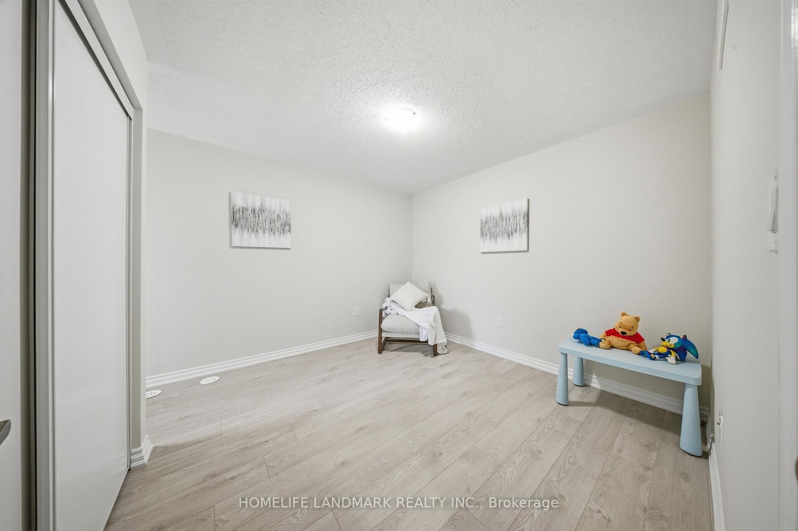 Townhouse for sale at 268 Wetenhall Landing, Milton, Ontario, L9T 7B7 - Harrison - MLS: W13004790