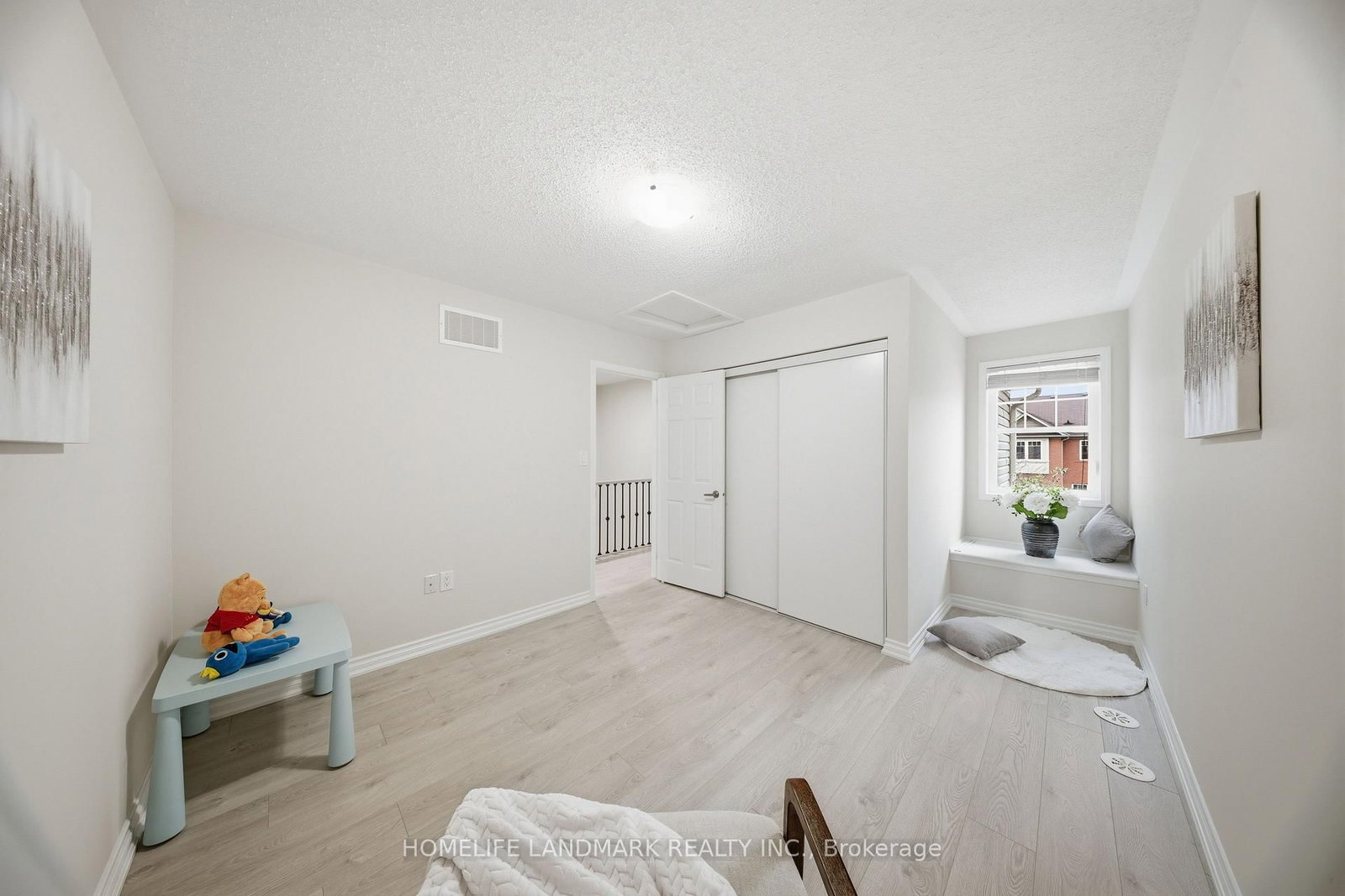 Townhouse for sale at 268 Wetenhall Landing, Milton, Ontario, L9T 7B7 - Harrison - MLS: W13004790