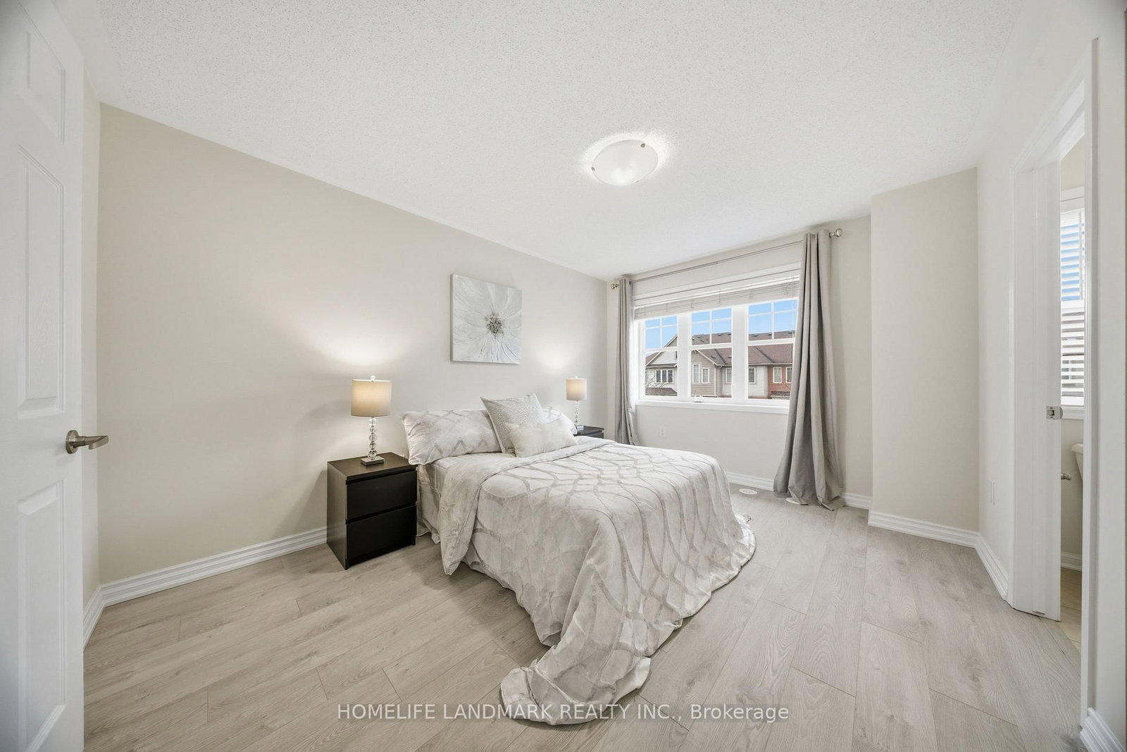 Townhouse for sale at 268 Wetenhall Landing, Milton, Ontario, L9T 7B7 - Harrison - MLS: W13004790