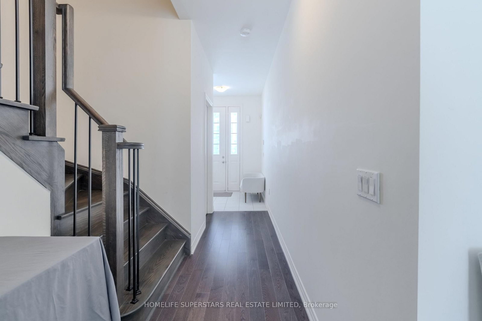 16 Gosset Road - Photo 5