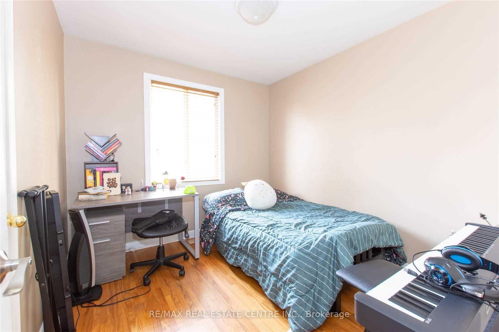 Detached House for sale at 539 Weynway Court, Oakville, Ontario, L6L 4G8 - West - MLS: W13004820