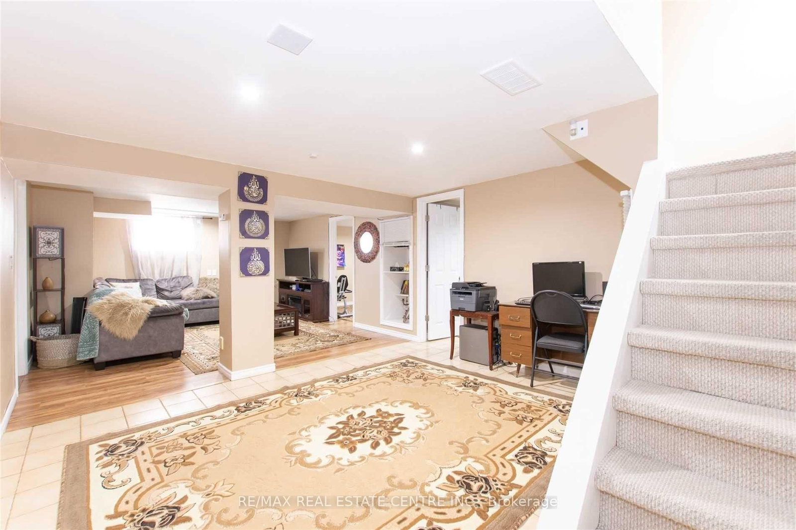 Detached House for sale at 539 Weynway Court, Oakville, Ontario, L6L 4G8 - West - MLS: W13004820