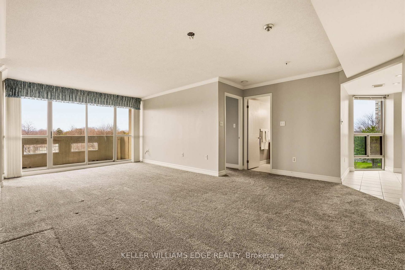5070 Pinedale Avenue, Unit 407 - Photo 5