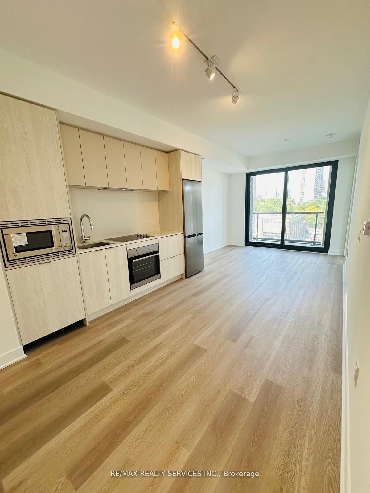 86 Dundas Street E, Unit 409 - Photo 16