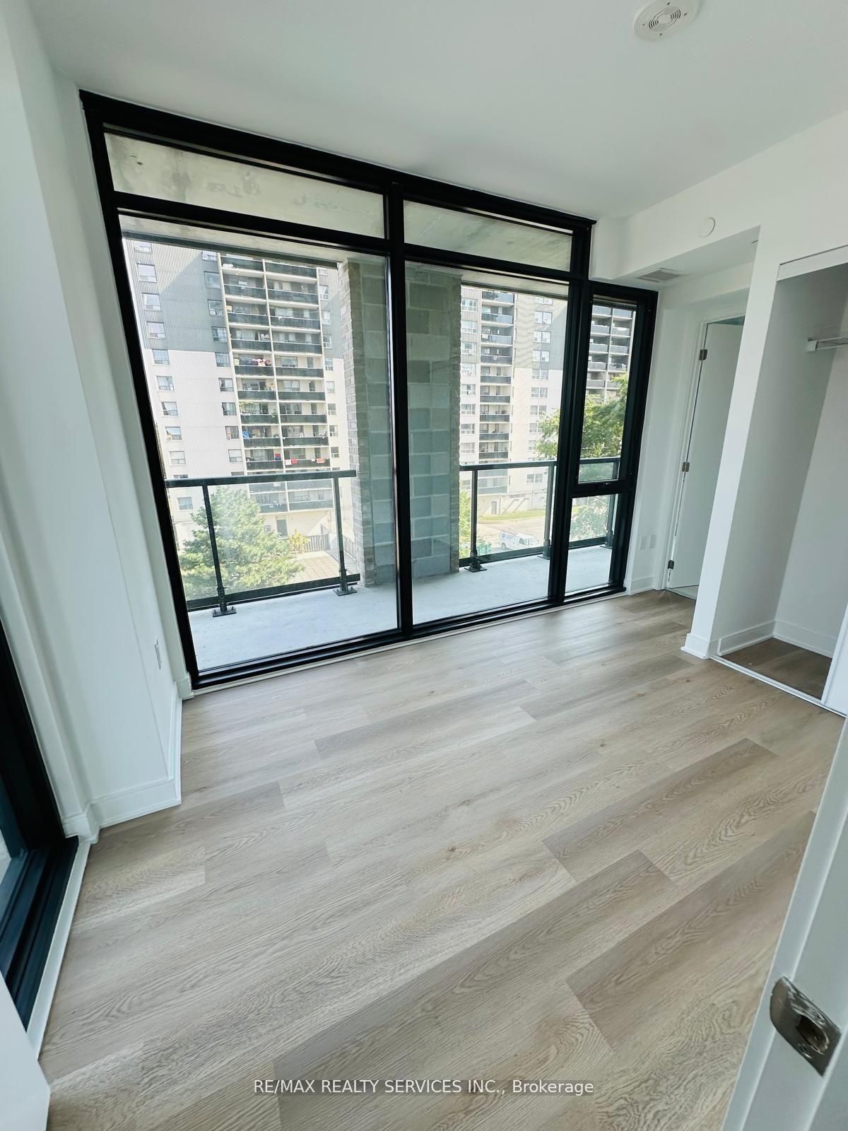 86 Dundas Street E, Unit 409 - Photo 7