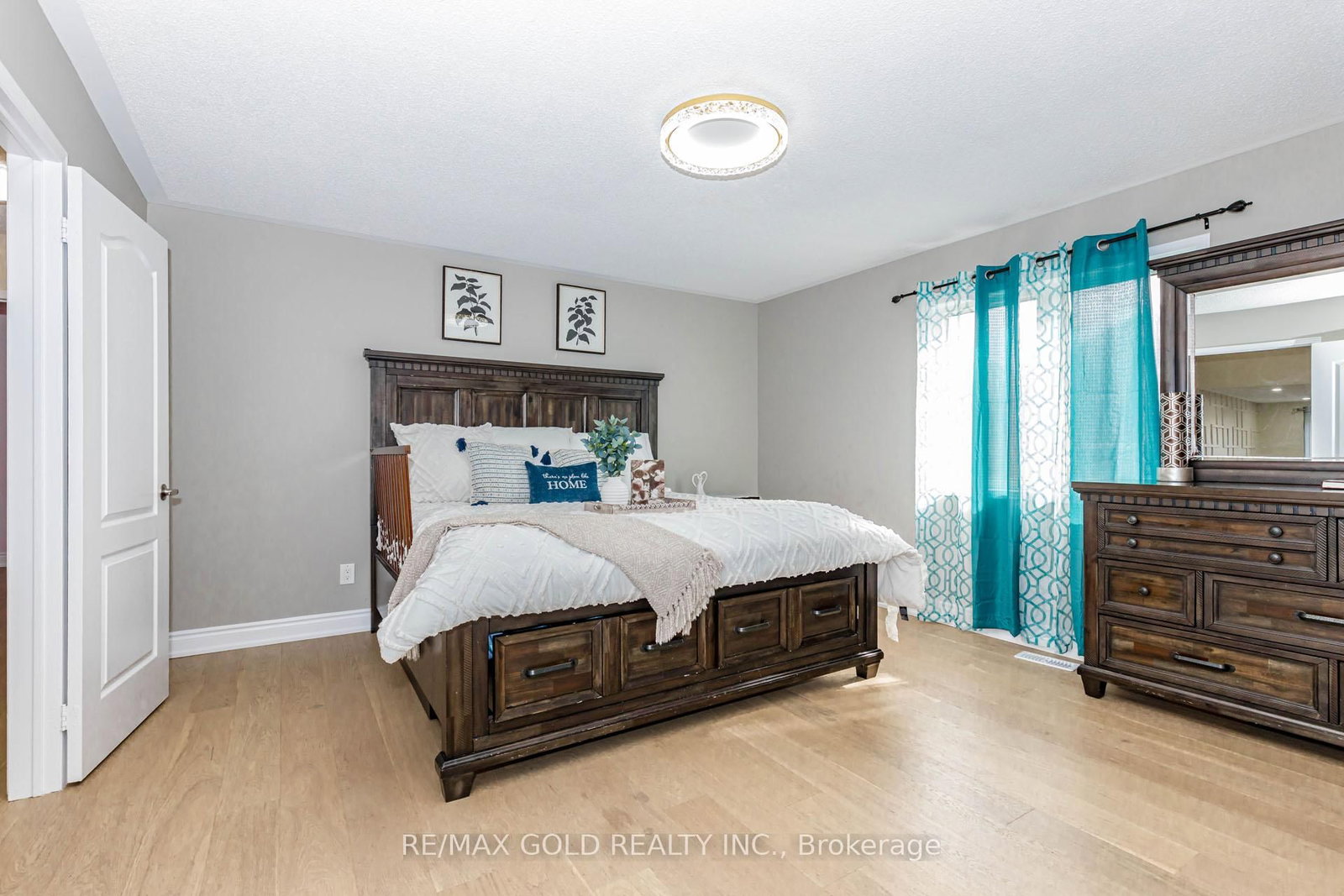 Detached House for sale at 23 Wild Indigo Crescent, Brampton, Ontario, L6R 2J9 - Sandringham-Wellington - MLS: W13004840