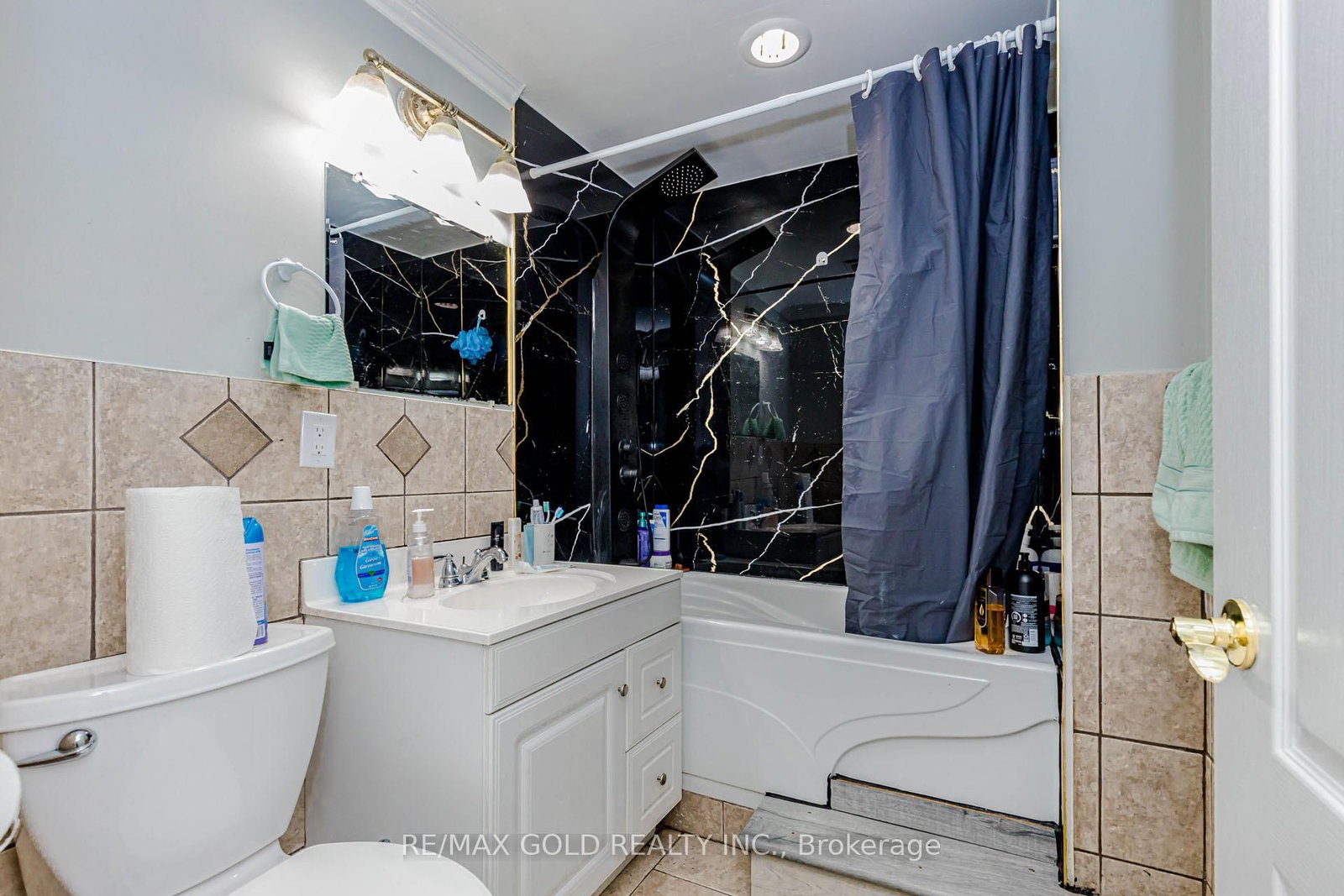 Detached House for sale at 23 Wild Indigo Crescent, Brampton, Ontario, L6R 2J9 - Sandringham-Wellington - MLS: W13004840