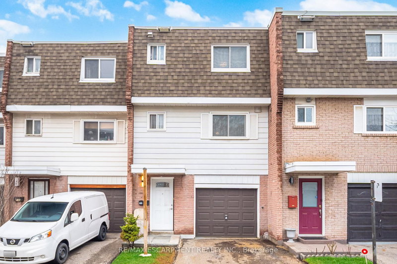 830 Westlock Rd #20A, Mississauga, Ontario