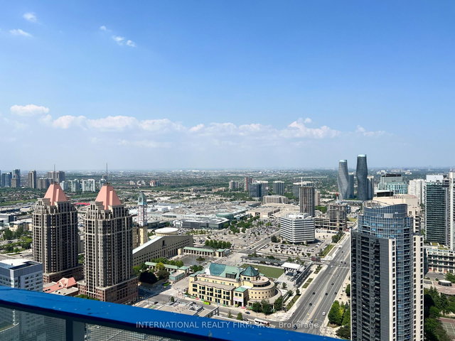 4002 - 3900 Confederation Parkway