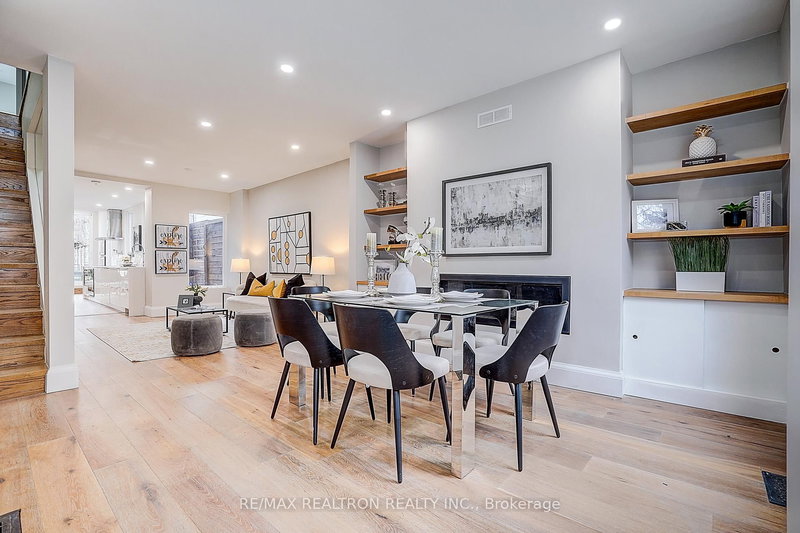 14 Marion St, Toronto, M6R 1E5 | Image 2