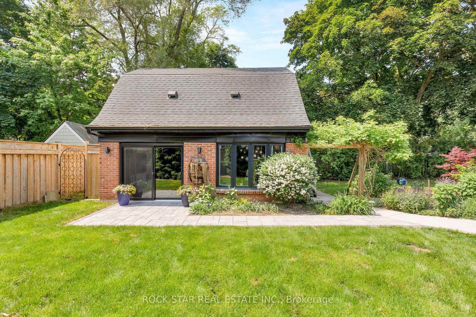 946 Glenwood Avenue - Photo 17