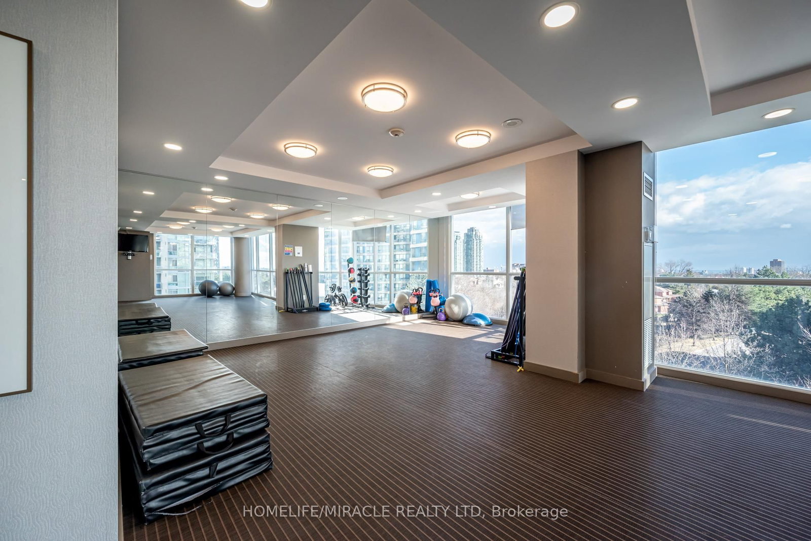 223 Webb Drive, Unit 502 - Photo 38