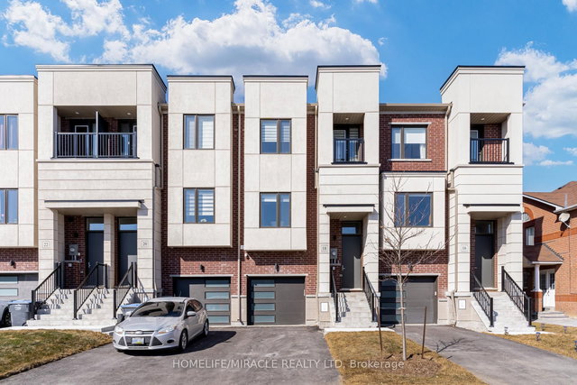 18 Queensland Crescent