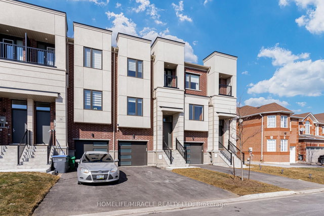 18 Queensland Crescent