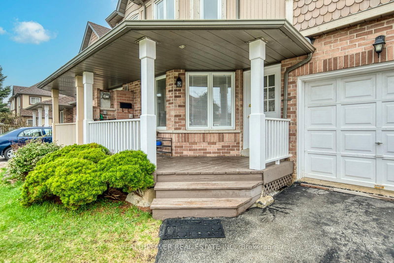 5320 Bushelgrove Circ, Mississauga, L5M 6C6 | Image 2