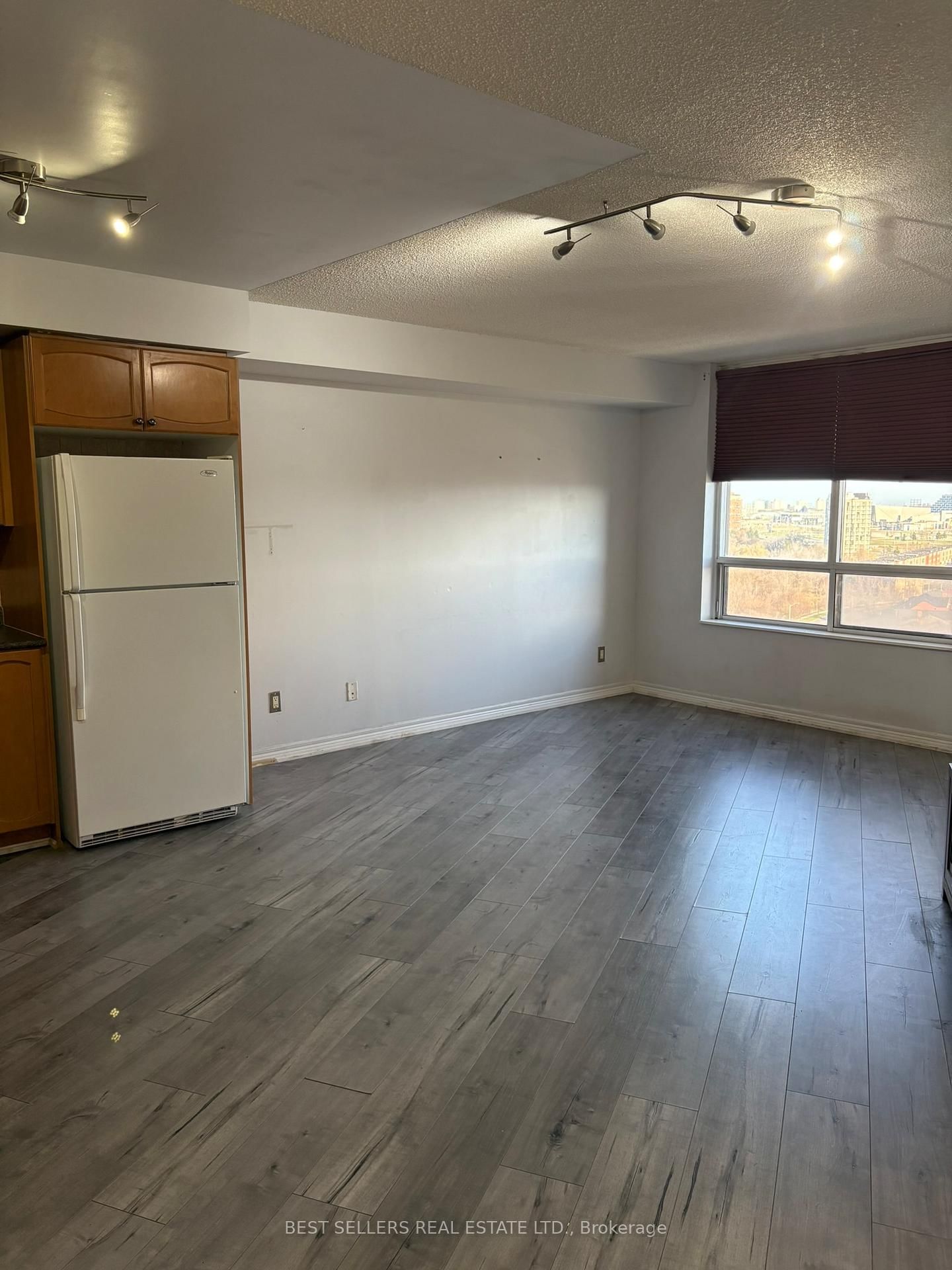 710 Humberwood Boulevard, Unit 1509 - Photo 4