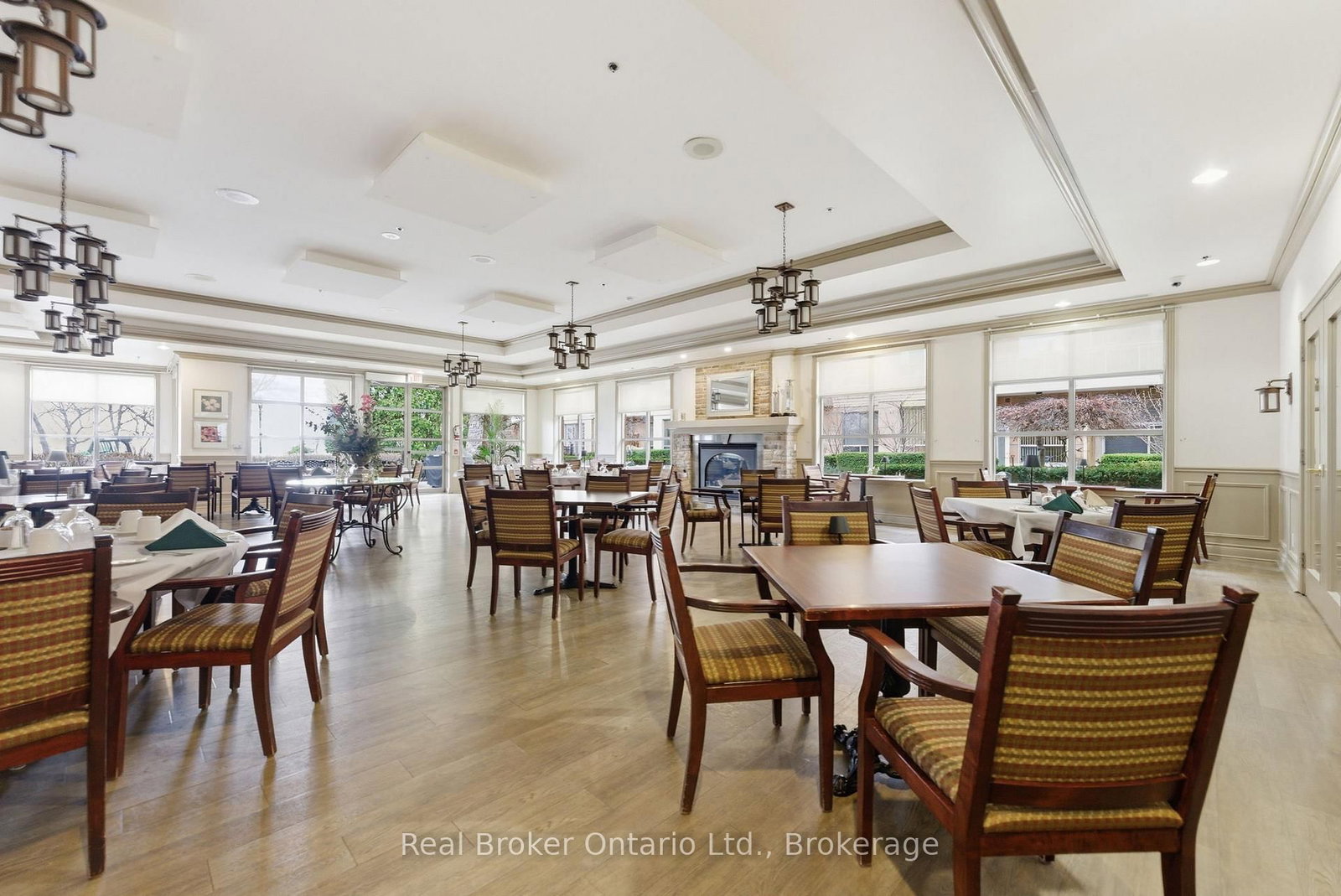 100 Burloak Drive, Unit 1217 - Photo 26