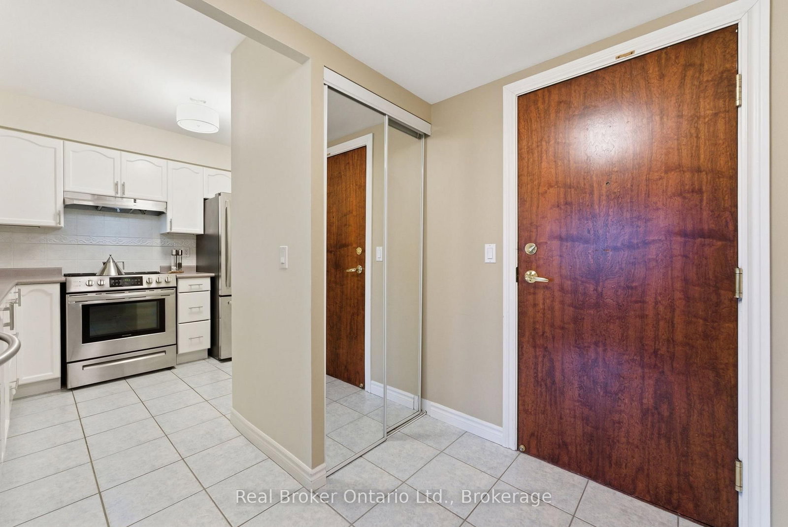 100 Burloak Drive, Unit 1217 - Photo 6