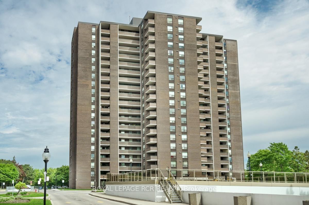 1535 Lakeshore Road E, Unit 205 - Photo 34