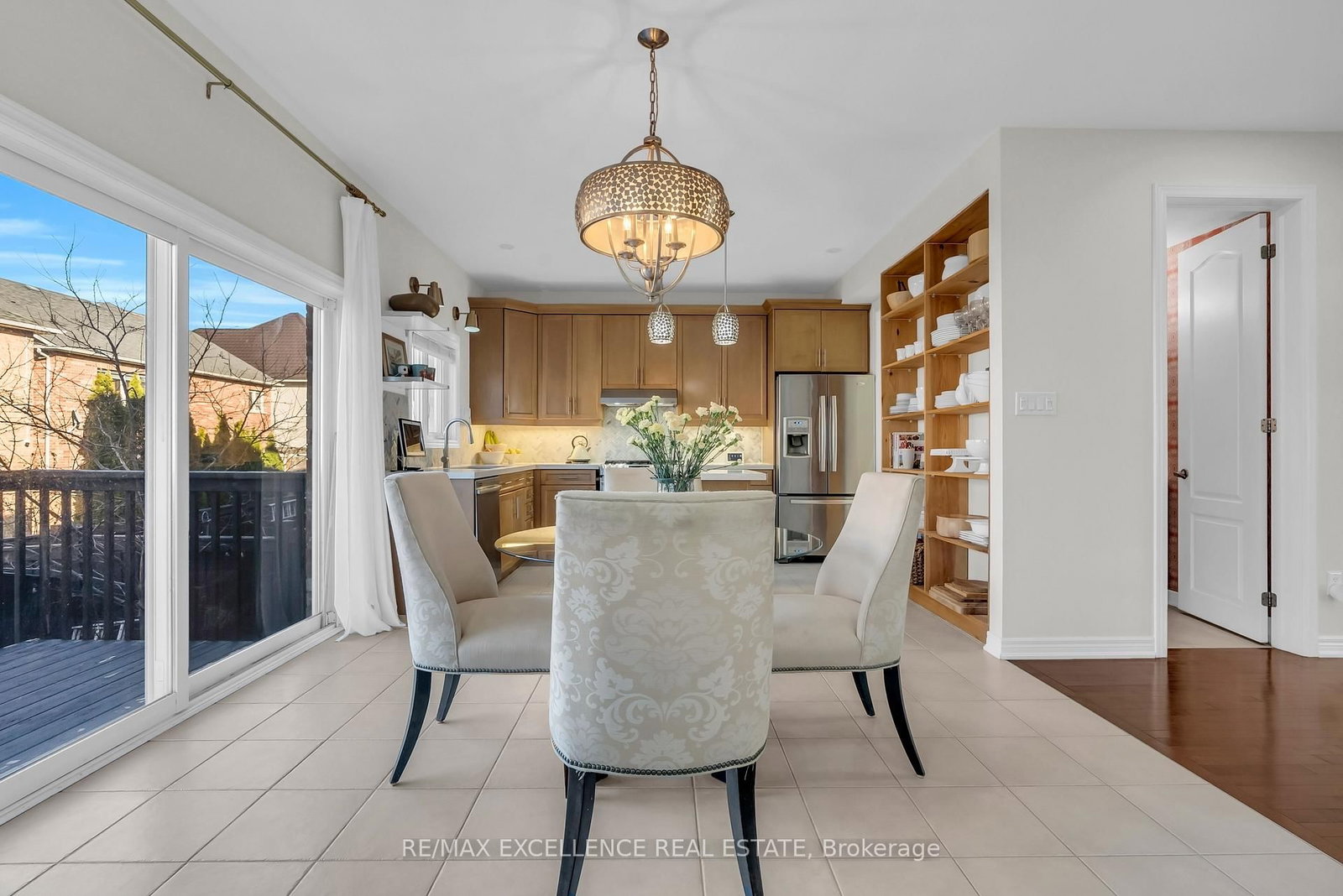 Detached House for sale at 40 Imperial Lakes Drive, Brampton, Ontario, L6P 2V3 - Bram East - MLS: W13005202