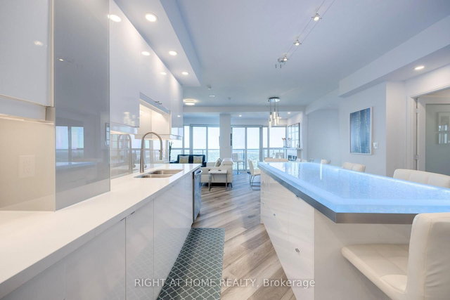 3601 - 60 Absolute Avenue