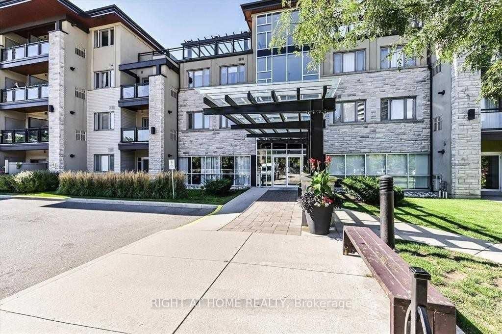 570 Lolita Gardens, Unit 302