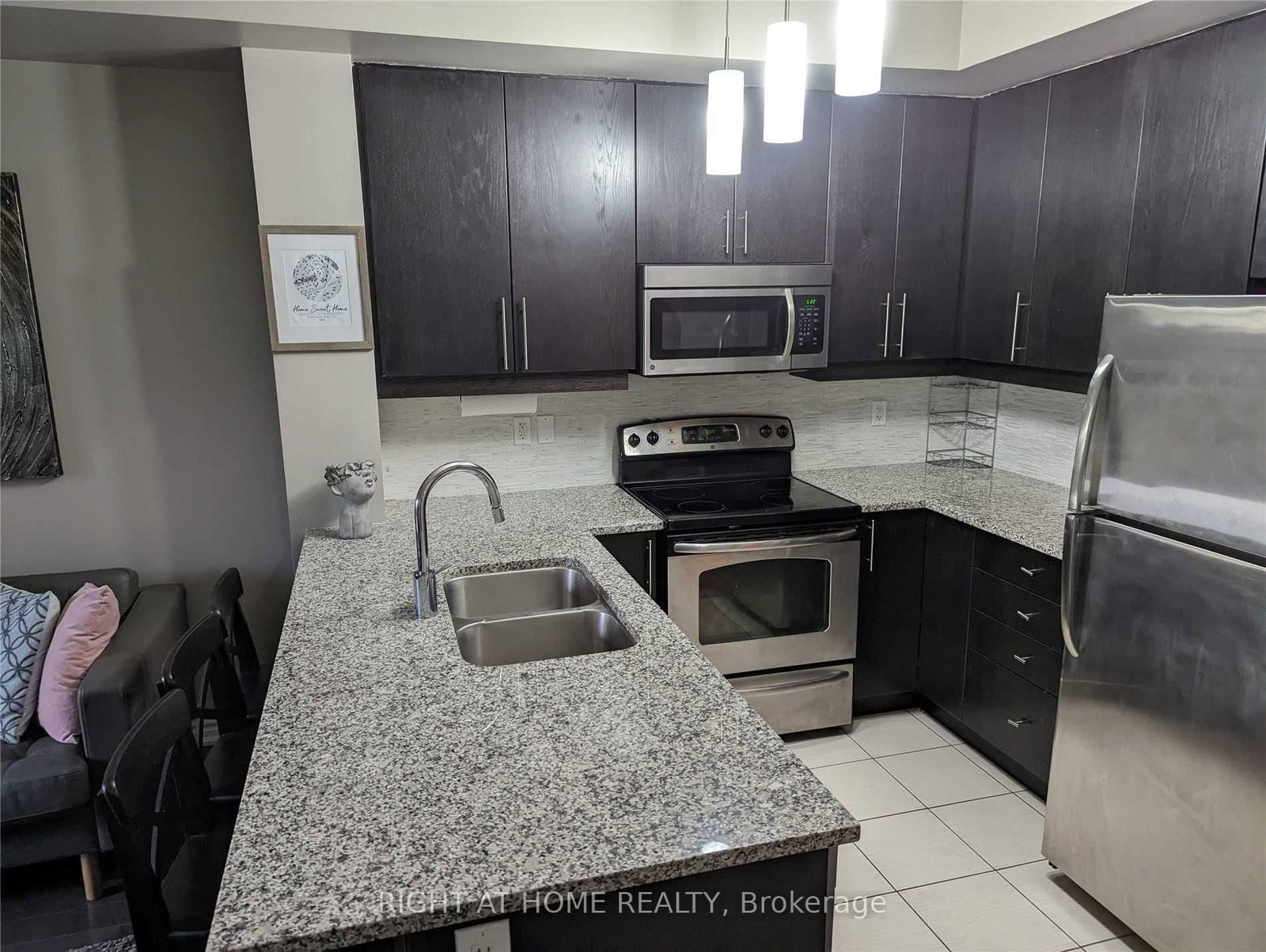 570 Lolita Gardens, Unit 302 - Photo 5