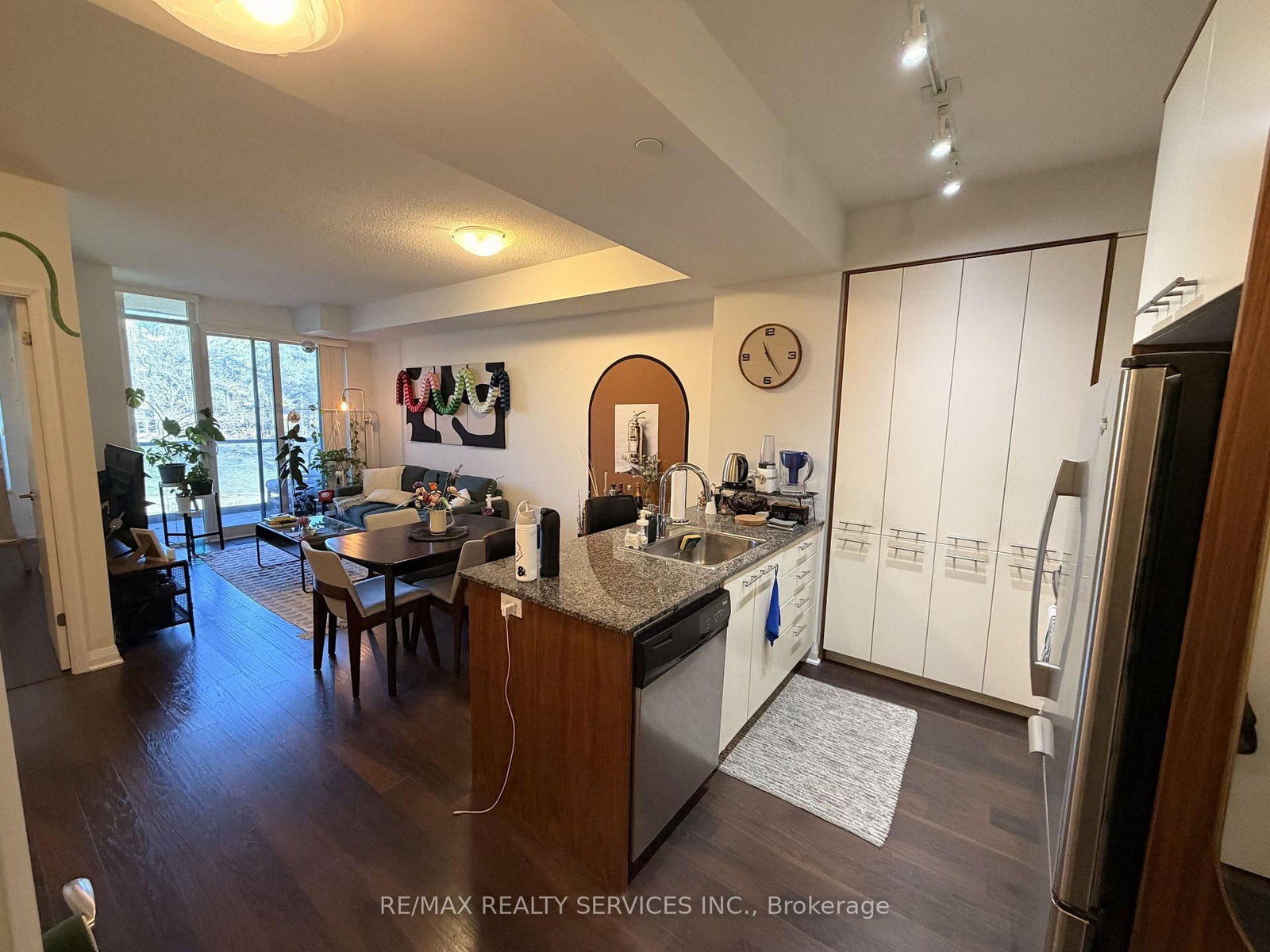 1 Valhalla Inn Road, Unit 211 - Photo 4